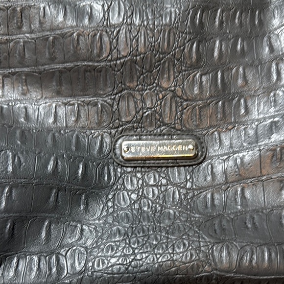Steve Madden Gray Crocodile-Embossed Tote Bag, adjustable - Picture 6 of 13